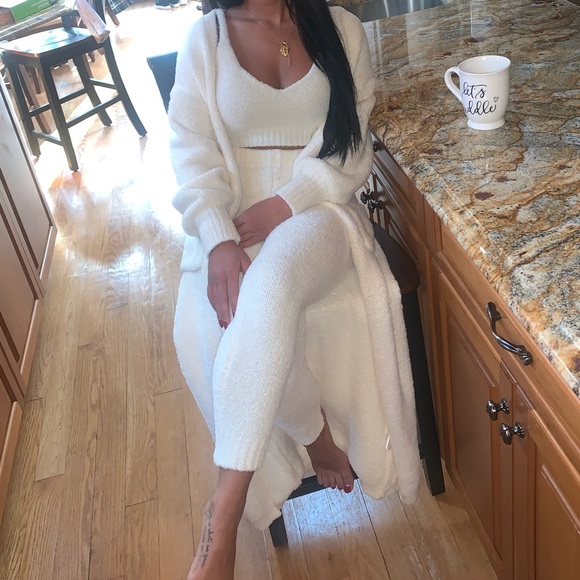 Tops - Furry comfie 3 piece set